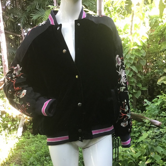 Vintage velvet fringed embroidered jacket - Picture 6 of 8